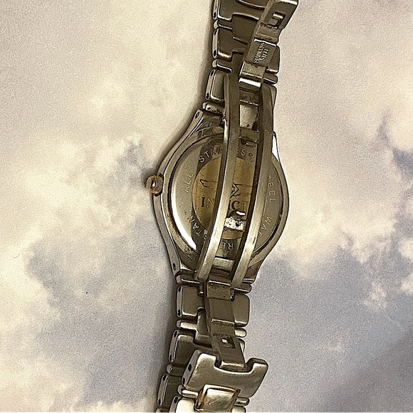 Invicta Women’s Swiss All Stainless Steel Water Resistant Watch 9351 - Picture 5 of 5